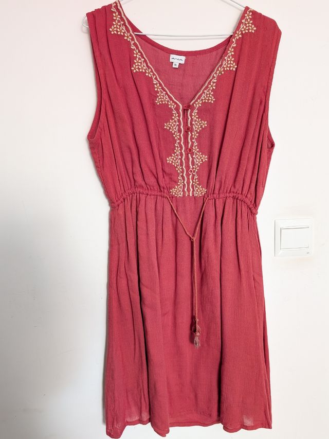 Vestido de tirantes rosa