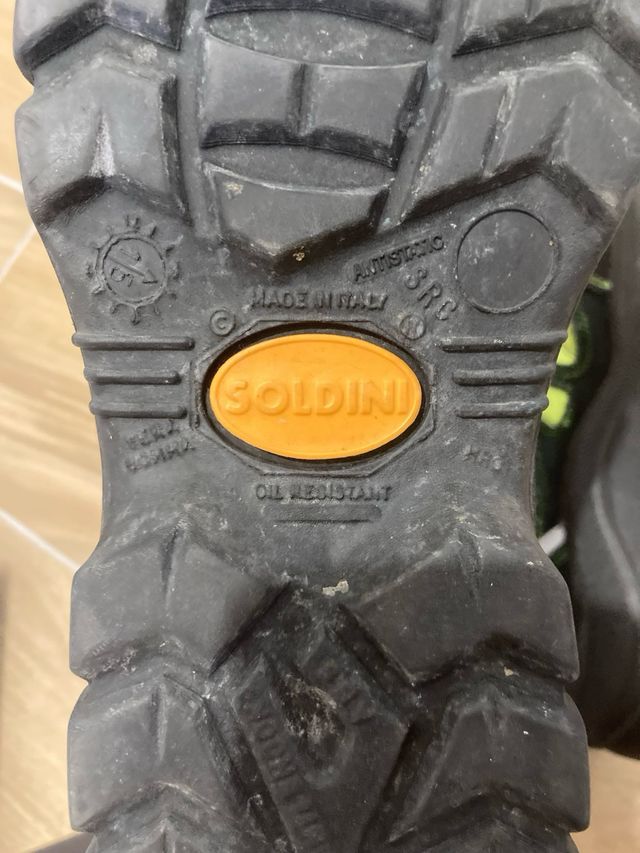 scarpe antinfortunistiche