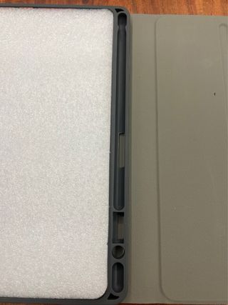 Funda con teclado para iPad