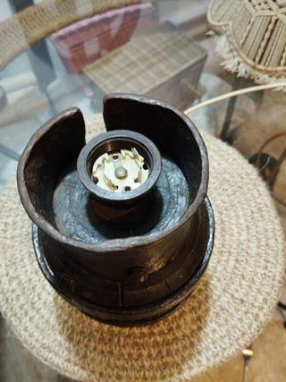 Lampara de sobremesa muy antigua