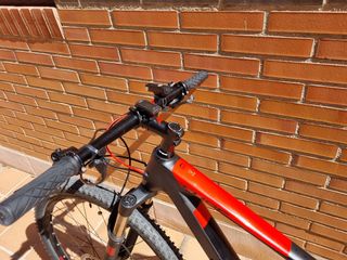 Bicicleta MTB Cube Reaction C62 Pro