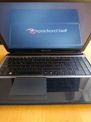 Packard Bell Slim