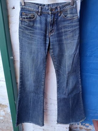 Pantalón campana trafaluc y2k