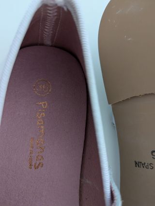 Zapatos blancos niña
