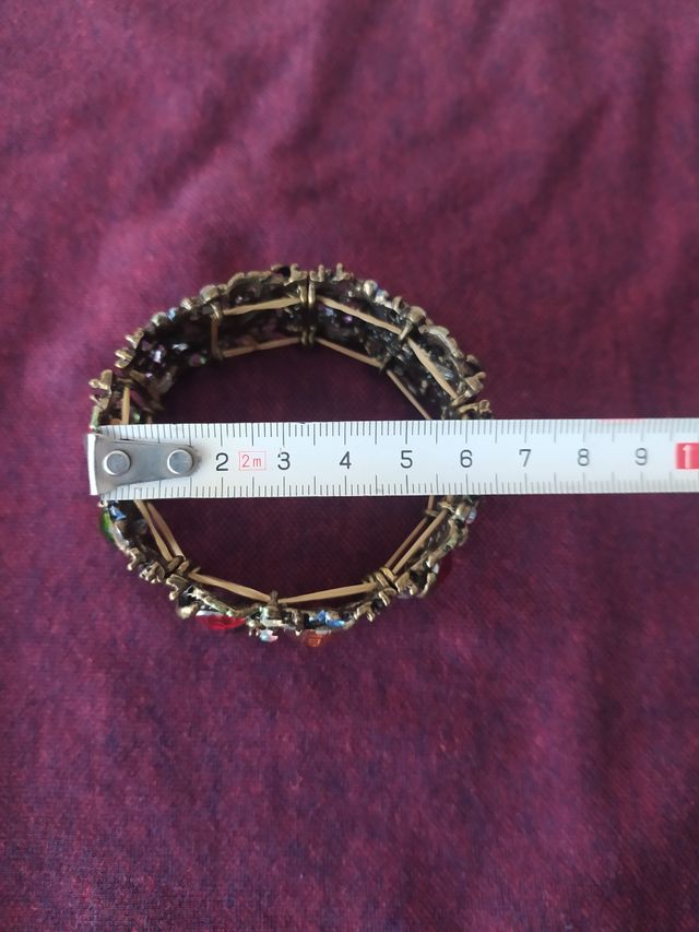 Brazalete/pulsera con motivos florales