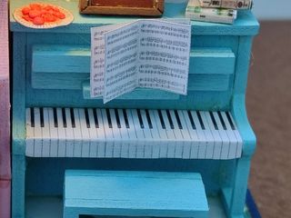 Casa miniatura muñecas música piano casita maqueta