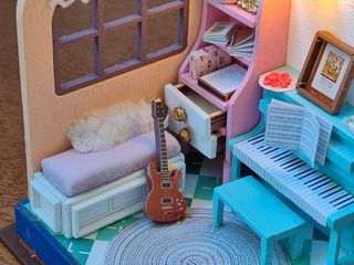 Casa miniatura muñecas música piano casita maqueta
