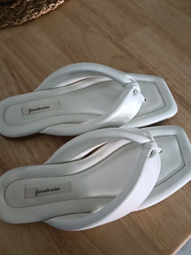 Chanclas soft Stradivarius