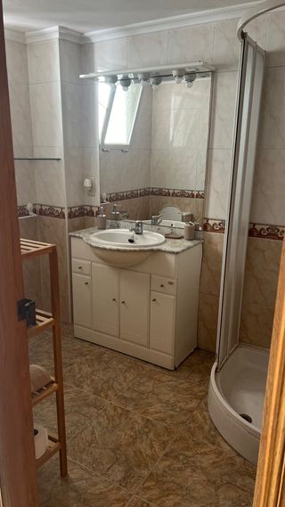Casa en venta de 150 metros desvan,corral y garaje
