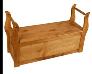 Banqueta, baul.
