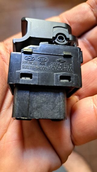 Interruptor elevalunas Hyundai/Kia