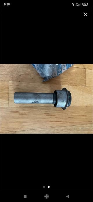 Silentblock subchasis delantero Nissan 
