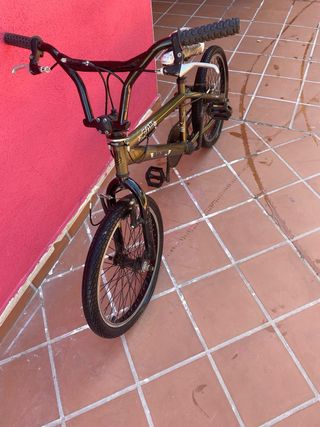 Bicicleta BMX giro manillar 360 grados