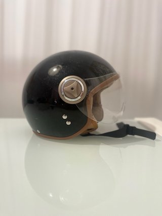 Casco de moto , visera nueva , estado impecable