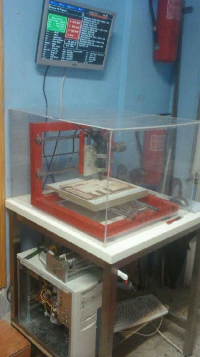 Fresadora CNC “Casera”