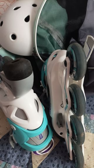 Patines linea 35-38, protecciones, casco, bolsa 