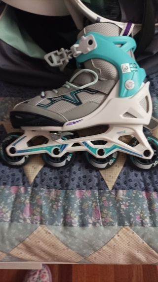 Patines linea 35-38, protecciones, casco, bolsa 