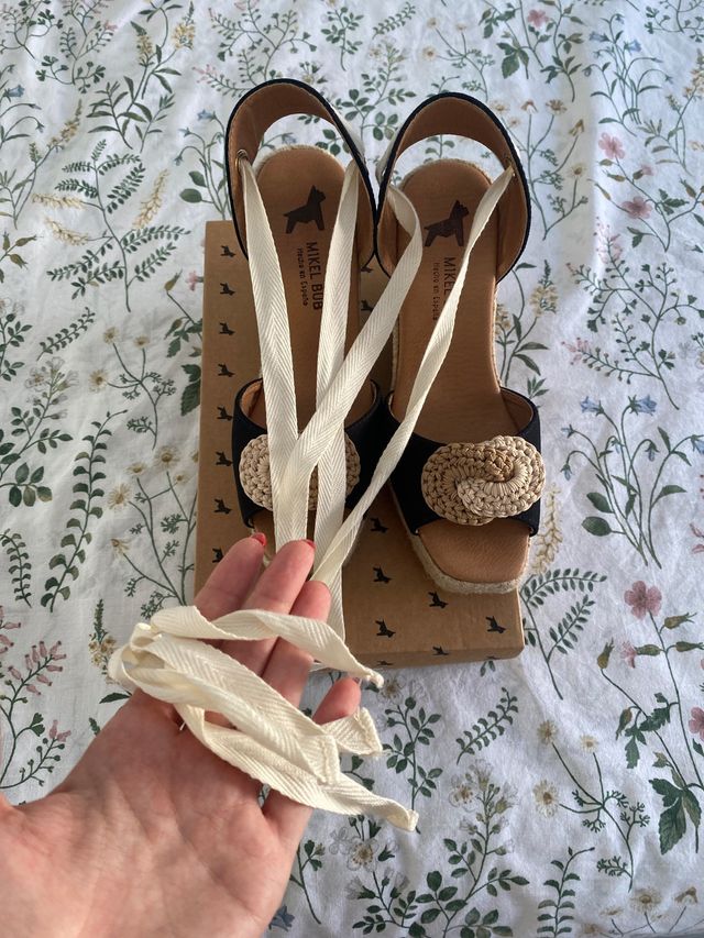 Cuñas de esparto de Mikel Bub talla 38 nuevas