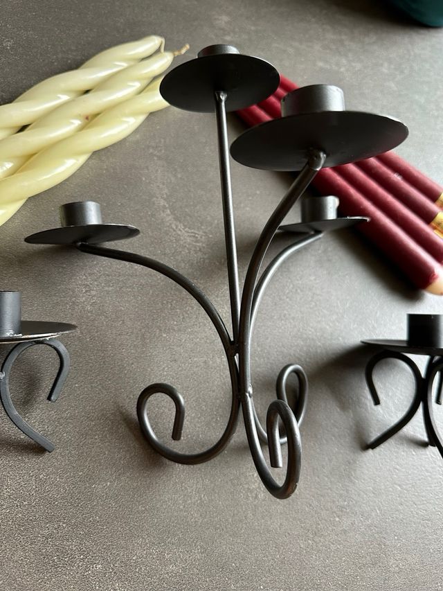 Portacandele in metallo lavorato (candele omaggio)