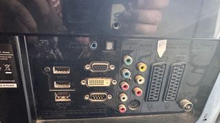 Monitor - Television 