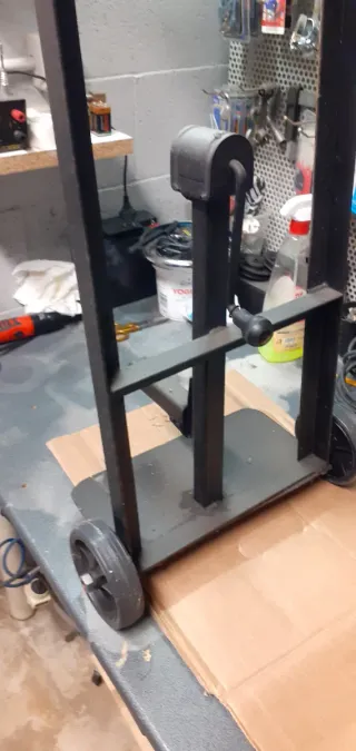 Carrellino sollevatore termosifoni artigianale