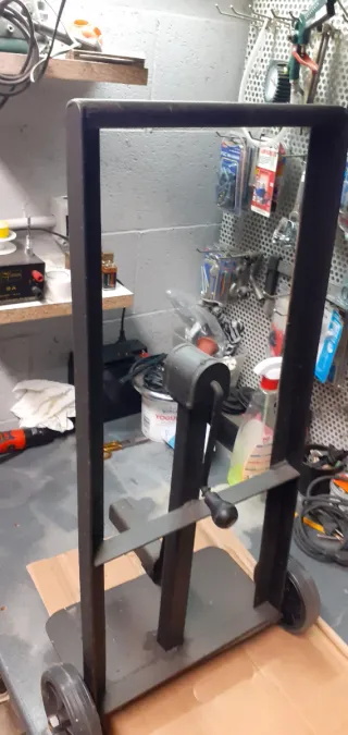 Carrellino sollevatore termosifoni artigianale