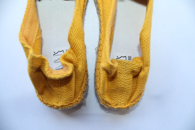 TALLA 32 -  WAG - COLOR MOSTAZA