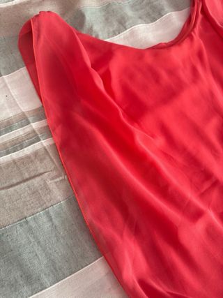 Vestido fiesta lentejuelas y gasa coral