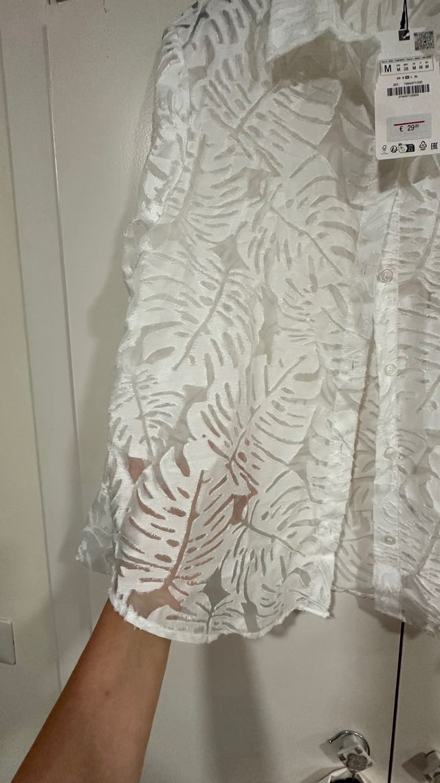 Camisa semitransparente