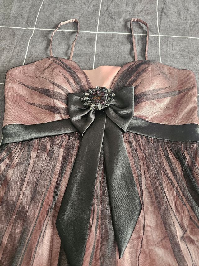 Vestido de fiesta raso y tul