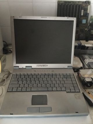 Portatil retro AIRIS