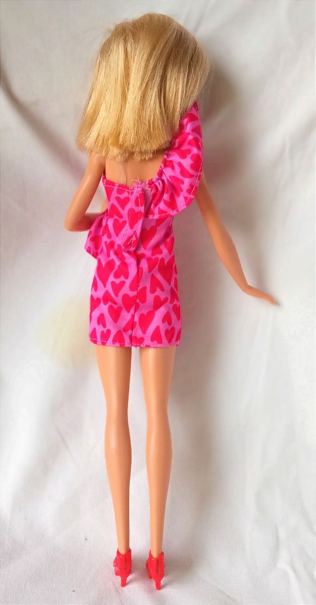 Barbie fashionista veri capelli biondi cor