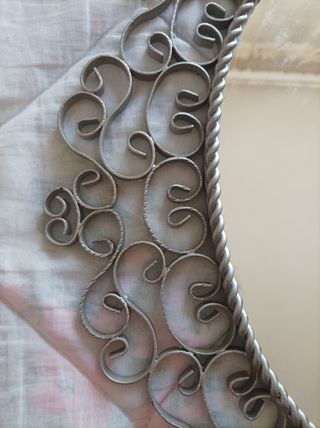 Espejo de forja plateado antiguo