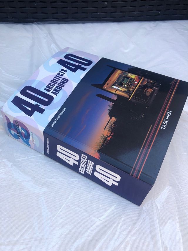 Livro 40 Architects around 40