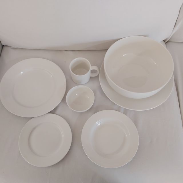 Vajilla 32 piezas porcelana fina 6 personas NUEVA