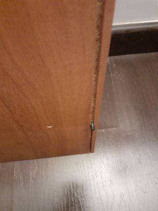 3 Estantes para CD e DVD.