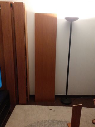 3 Estantes para CD e DVD.