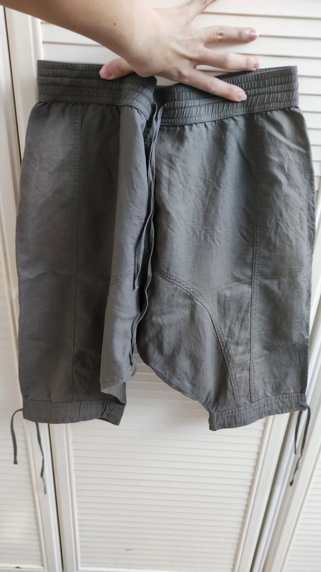 Pantalón estilo cagado