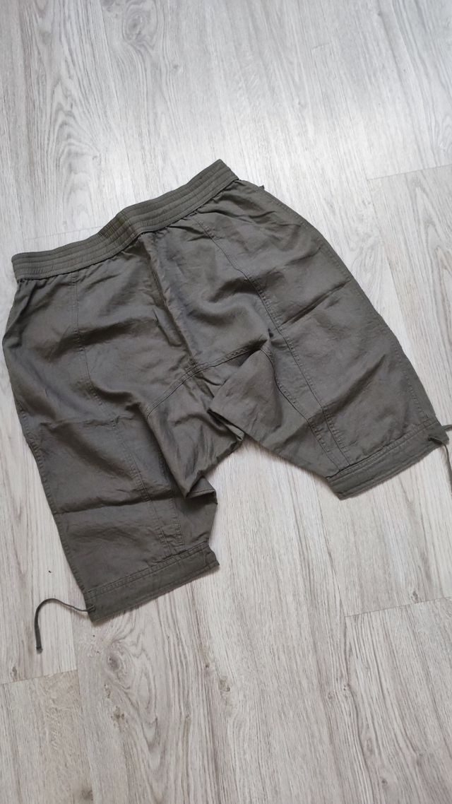 Pantalón estilo cagado