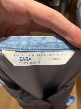 Vestido vaquero de Zara.  Talla XL.