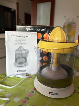 Spremiagrumi da cucina