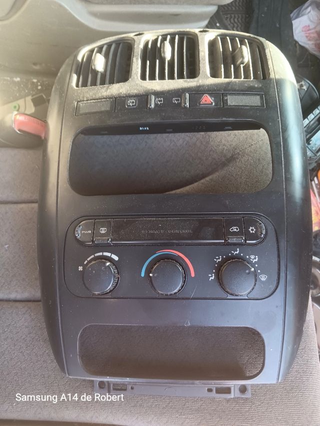 Rejilla de crisler voyager