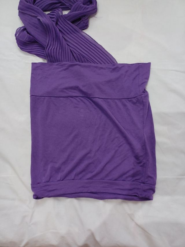 maglia con incrocio sul collo