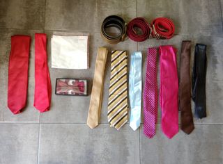 Corbatas de hombre y cinturones 