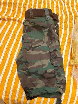 Pantalon militar talla M importado