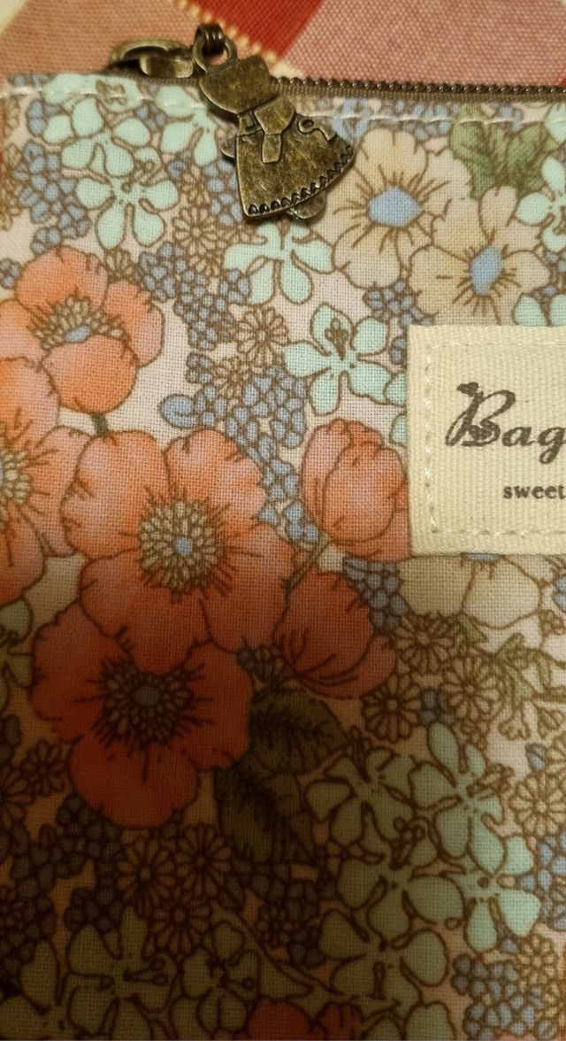 Borsello floreale Bags garden. Nuovo.