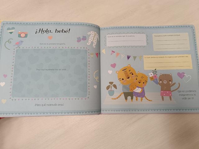 Libro de recuerdos especiales bebé