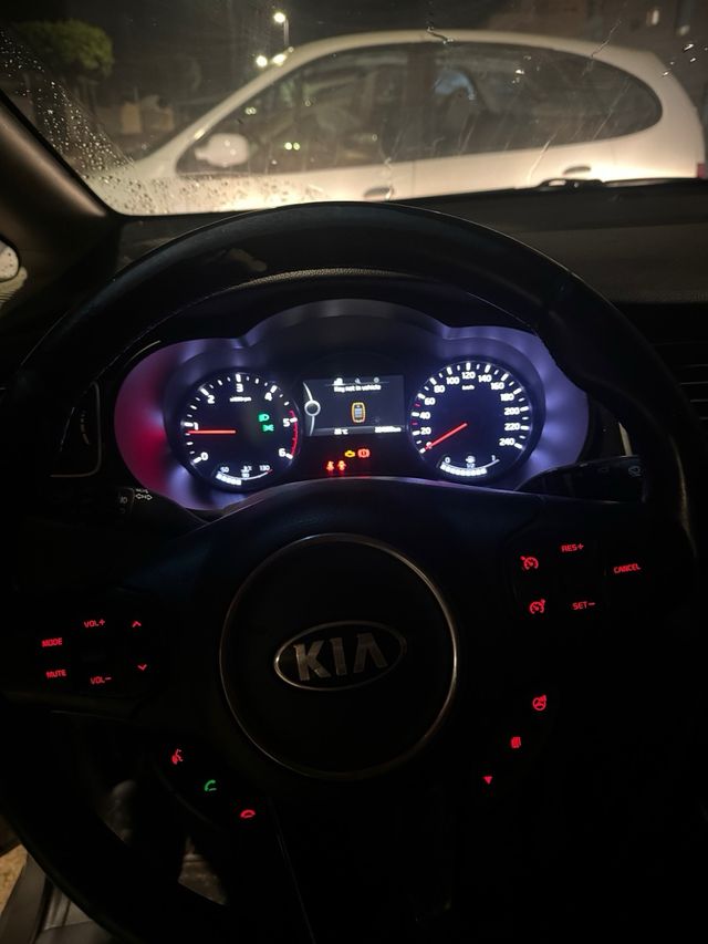 KIA Carens 2013