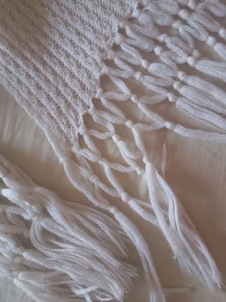 Sciarpa lunga bianco/panna con frange