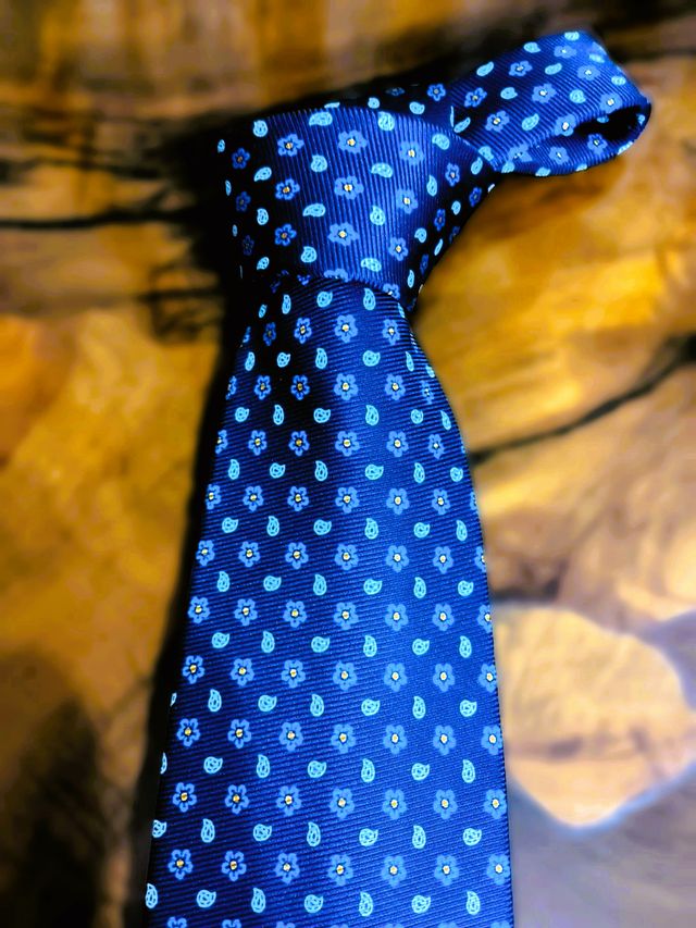 Cravatta HOLLIDAY & BROWN® BLU e GIALLO Fiori Cash